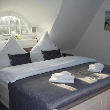 Traeumen Unter Reet By Interhome Casa vacanze